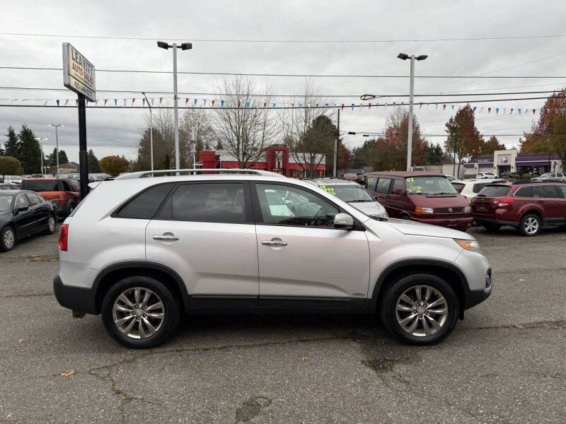 2011 Kia Sorento EX photo 3