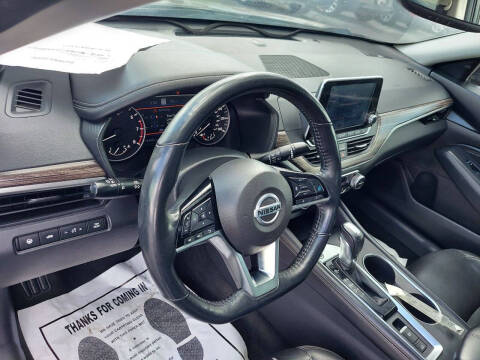 2020 Nissan Altima 2.5 SR