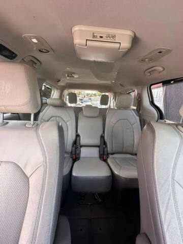 2018 Chrysler Pacifica Touring L