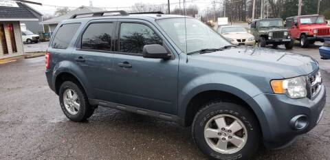 2011 Ford Escape for sale at MEDINA WHOLESALE LLC in Wadsworth OH
