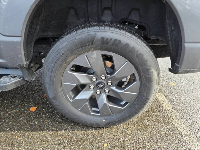 2024 Ford F-150 Lightning XLT