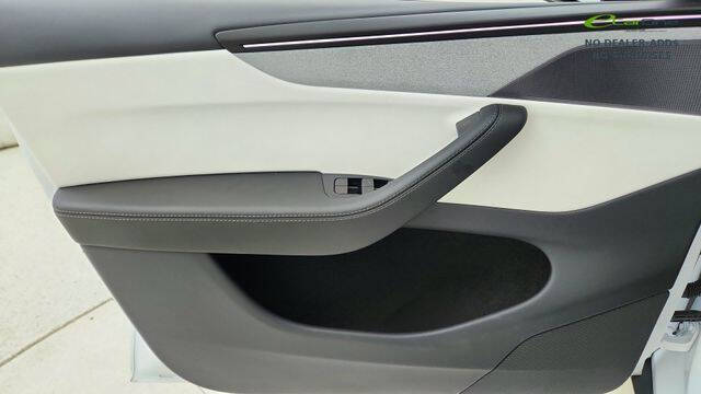 2026 Tesla Model Y Premium