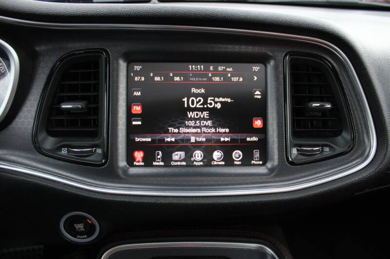 2015 Dodge Challenger SXT Plus