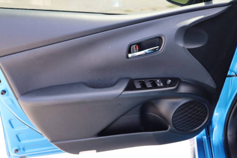 2022 Toyota Prius XLE AWD-e