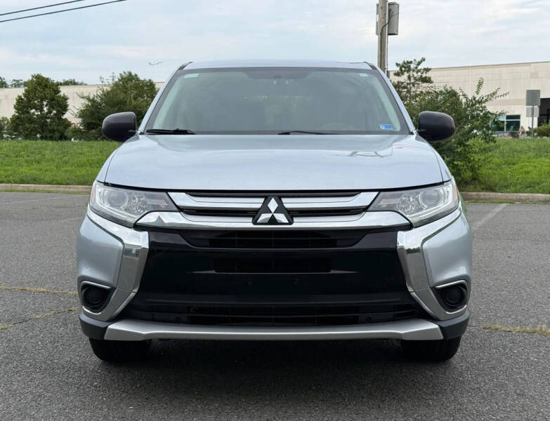 2016 Mitsubishi Outlander ES