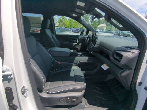 2025 Chevrolet Silverado EV LT