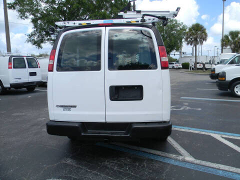 2018 Chevrolet Express 2500