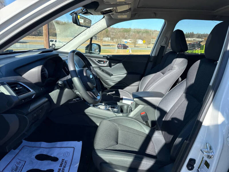 2024 Subaru Forester Premium