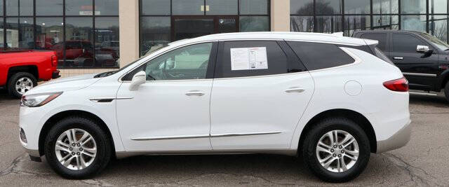 2020 Buick Enclave Essence