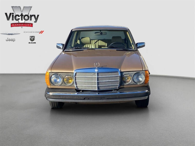 1985 Mercedes-Benz 300-Class 300 D