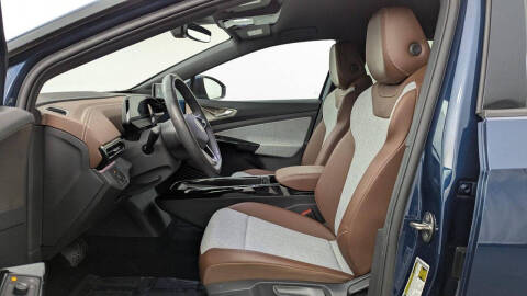 2023 Volkswagen ID.4 Pro