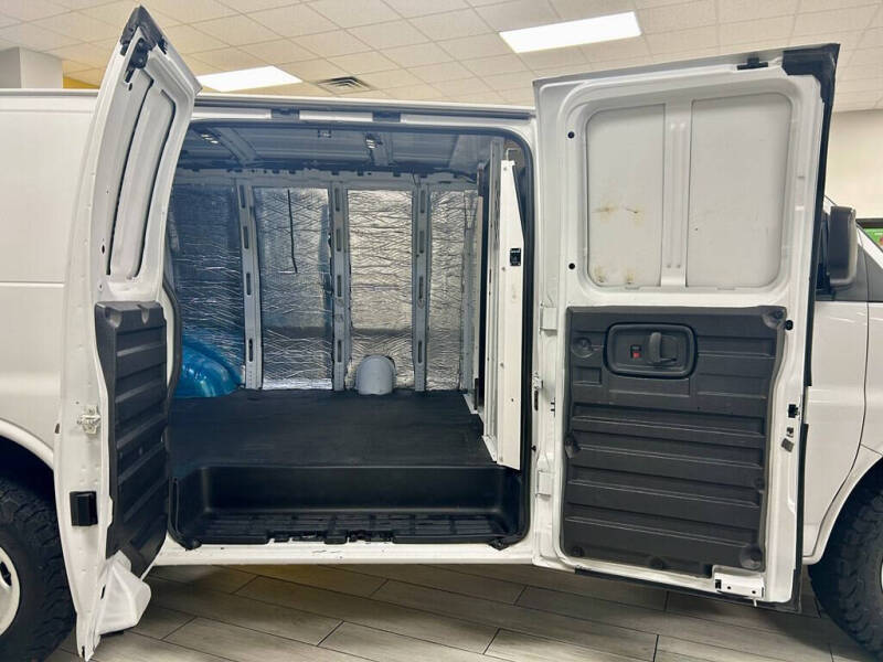 2020 Chevrolet Express 2500