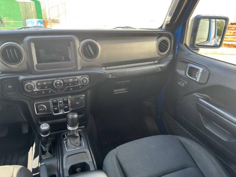 2021 Jeep Gladiator Sport