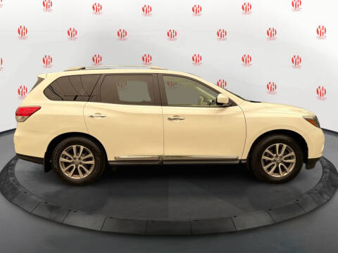 2015 Nissan Pathfinder SL