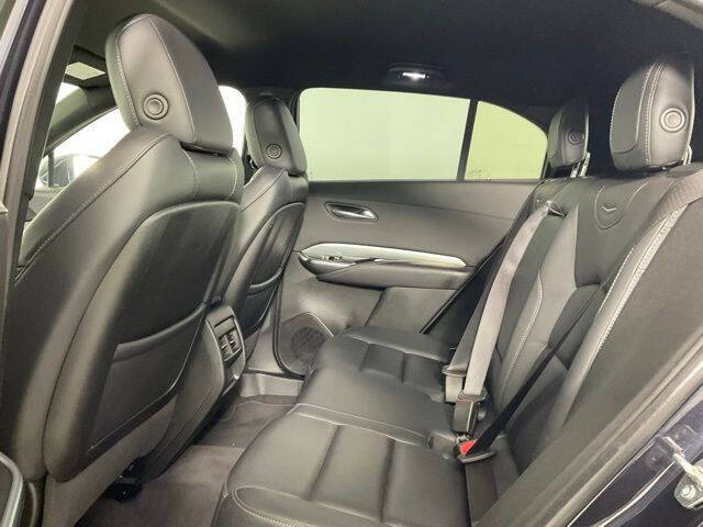 2023 Cadillac XT4 Premium Luxury
