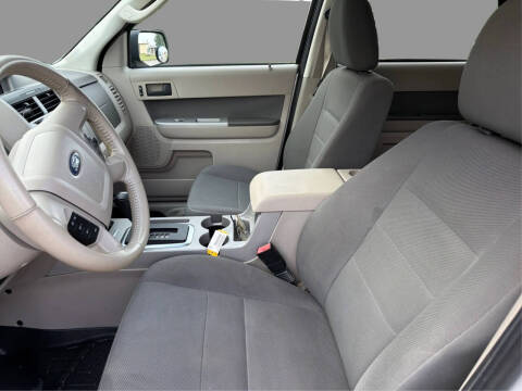 2009 Ford Escape XLT