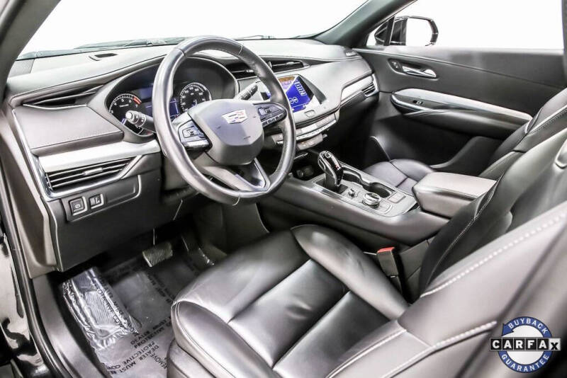 2020 Cadillac XT4 Premium Luxury