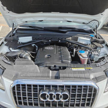 2017 Audi Q5 2.0T quattro Premium