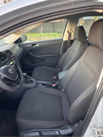 2015 Volkswagen Jetta