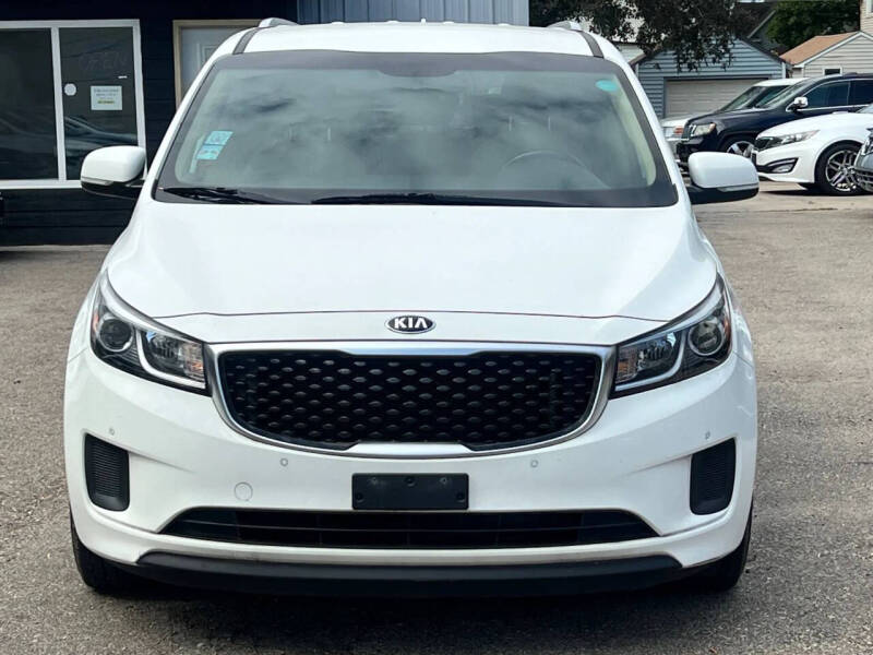 2016 Kia Sedona LX