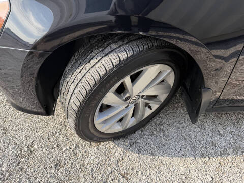 2018 Volkswagen Passat 2.0T SE