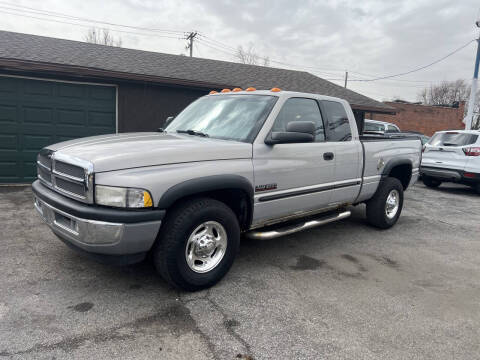 2000 Dodge Ram 2500 for sale at Fairfield Motors in Fort Wayne IN