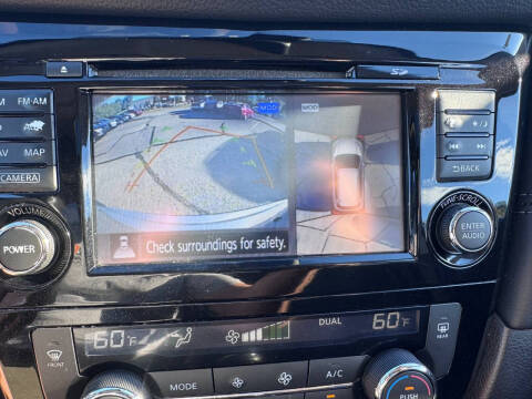 2017 Nissan Rogue SL