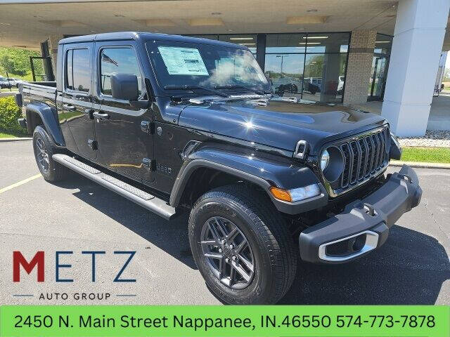 2024 Jeep Gladiator for sale at Metz Auto & Outdoors in Syracuse, IN