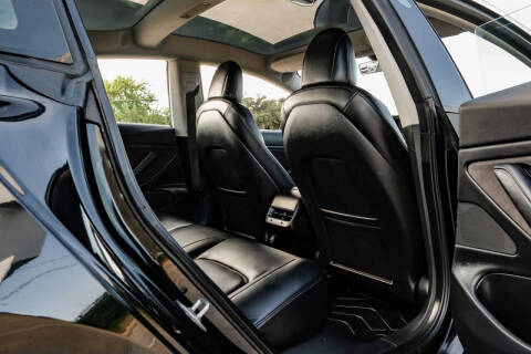 2019 Tesla Model 3 Standard Range Plus
