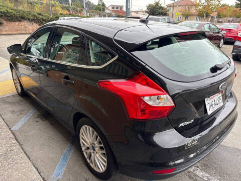 2012 Ford Focus SEL