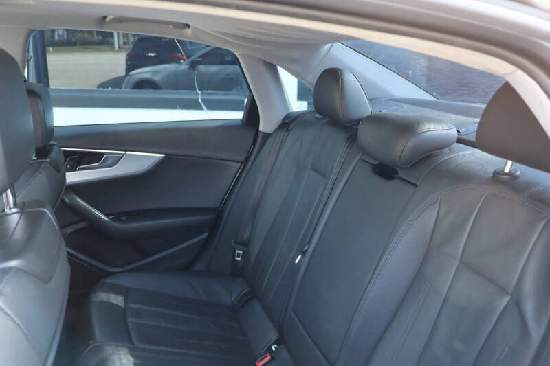 2017 Audi A4 2.0T quattro Premium Plus