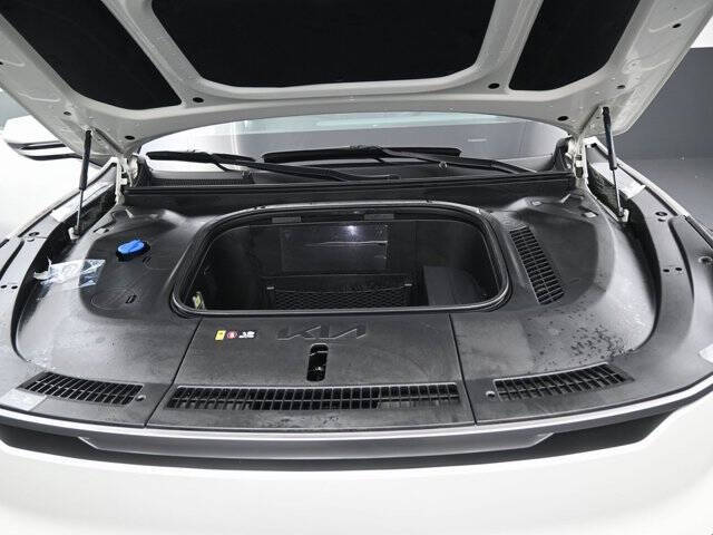 2024 Kia EV9 Light