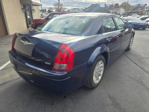 2005 Chrysler 300