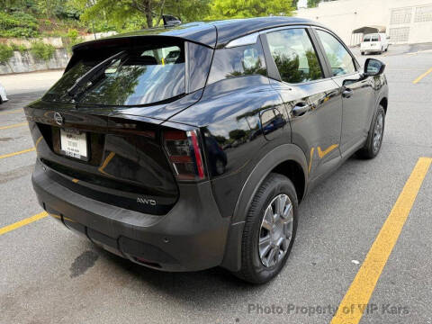 2025 Nissan Kicks S