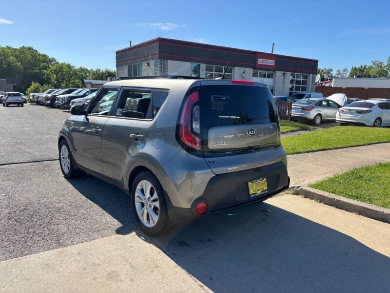 2014 Kia Soul +