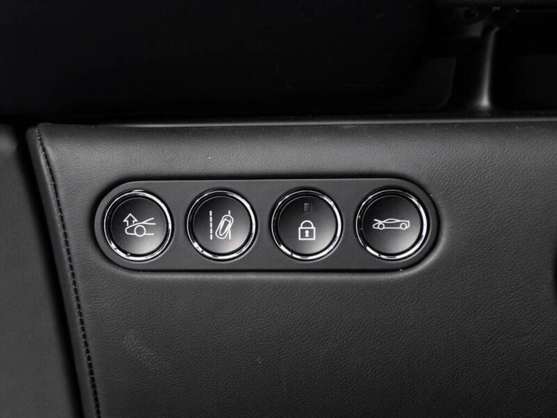 2025 McLaren Artura Spider