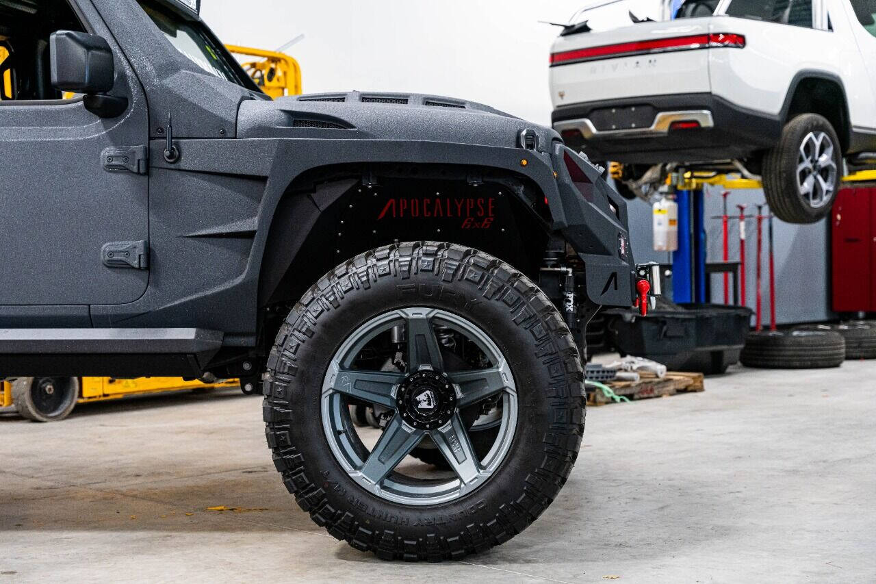2023 JEEP Gladiator Pickup - $164,999