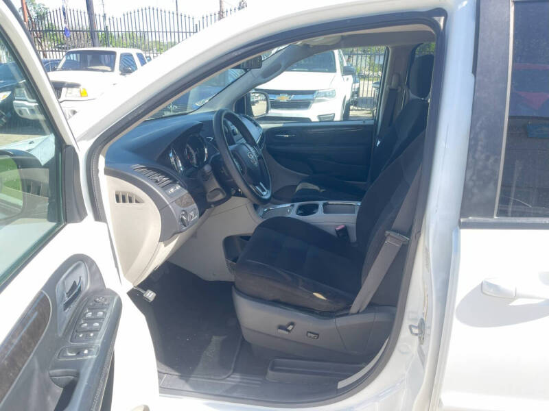 2016 Dodge Grand Caravan SXT