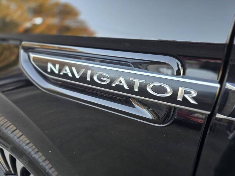 2018 Lincoln Navigator Black Label