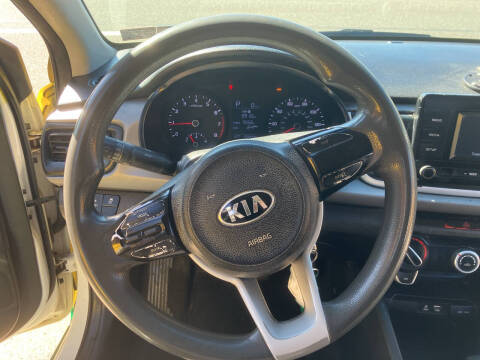 2018 Kia Rio 5-Door LX
