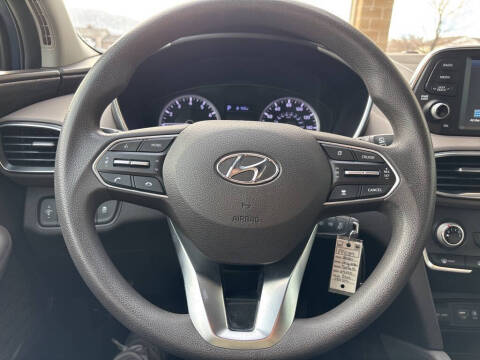 2020 Hyundai Santa Fe SE