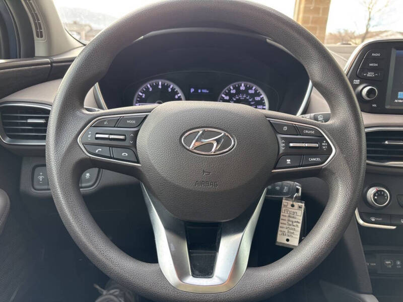 2020 Hyundai Santa Fe SE