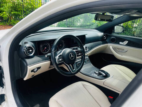 2019 Mercedes-Benz E-Class E 300