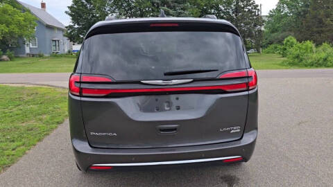 2023 Chrysler Pacifica Limited
