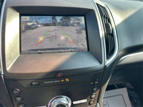2020 Ford Edge Titanium