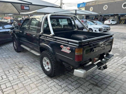 2000 Toyota Hilux