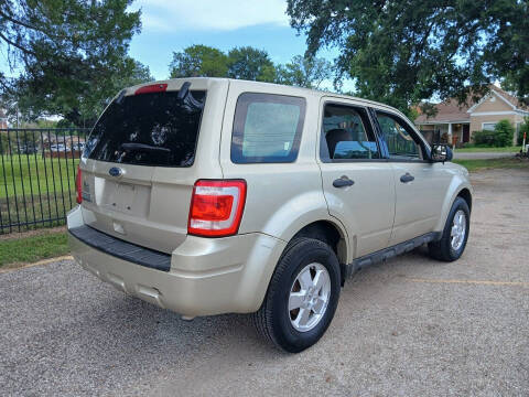 2011 Ford Escape XLS
