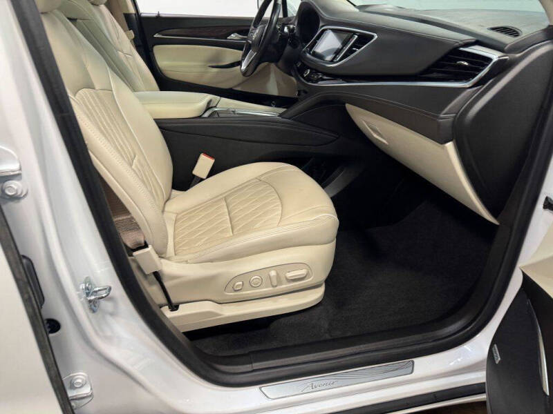 2023 Buick Enclave Avenir