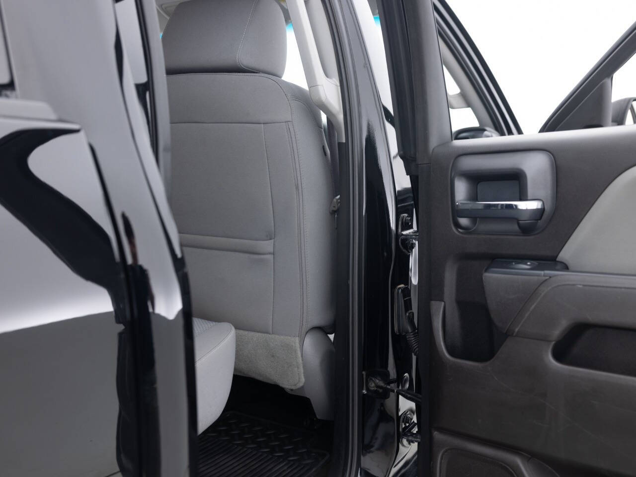 Used Car 2017 Chevrolet Silverado 1500  Custom 4x4 4dr Double Cab 6.5 Ft. Sb For Sale Under $20,000 In Coal City, Illinois