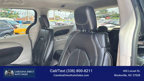 2022 Chrysler Pacifica Touring L